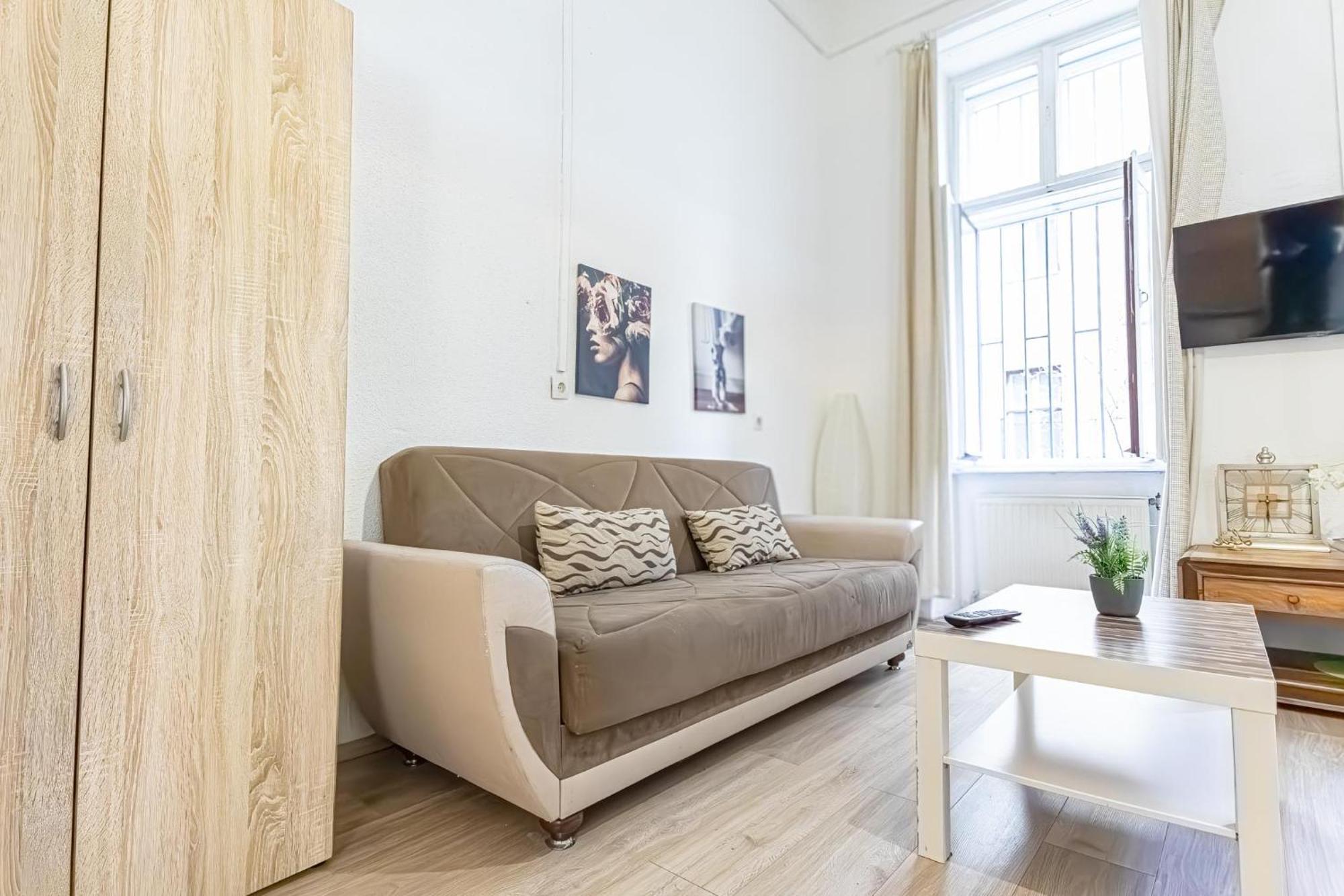 Chic Apartment- Suitable For Longstays Near Matzleinsforferplatz Wien Exteriör bild